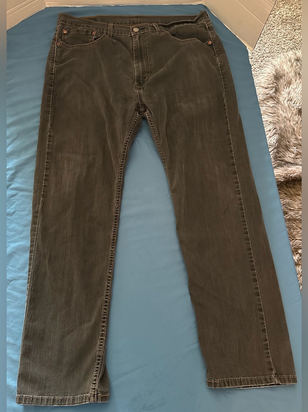 Levi's Men's Straight Jeans in grey wash
